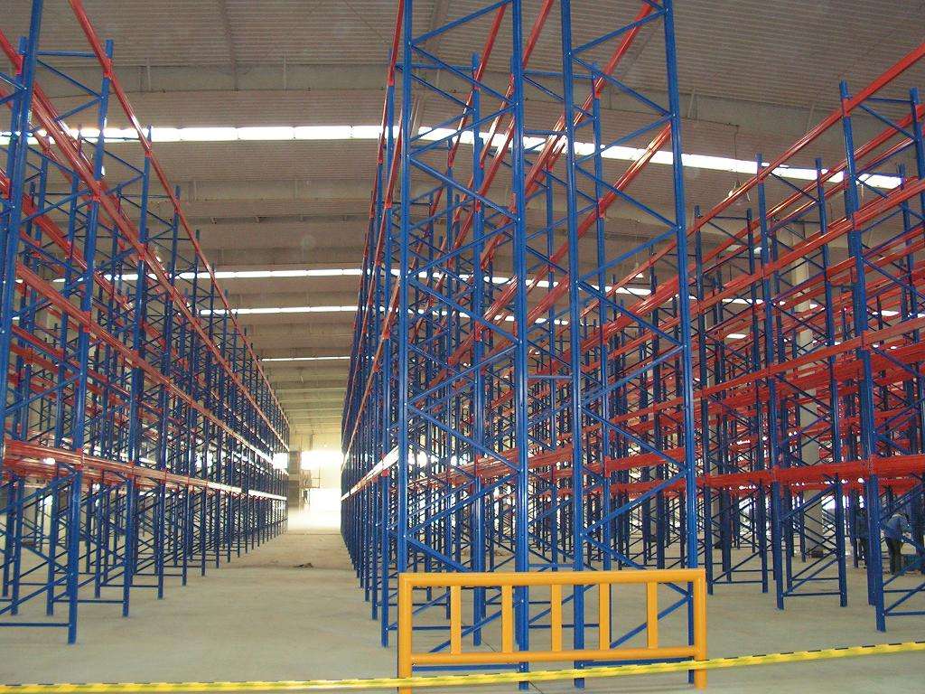 重型貨架廠(chǎng)家在制作時(shí)需要注意哪些事項(xiàng)