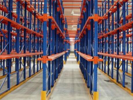 適合使用都在食品倉(cāng)庫(kù)中的貫通式貨架都有哪些優(yōu)缺點(diǎn)